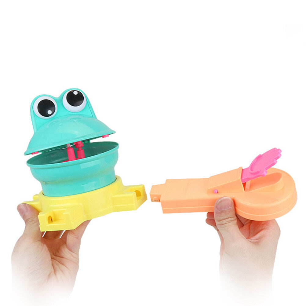 Eating Biscuits Toy J357
