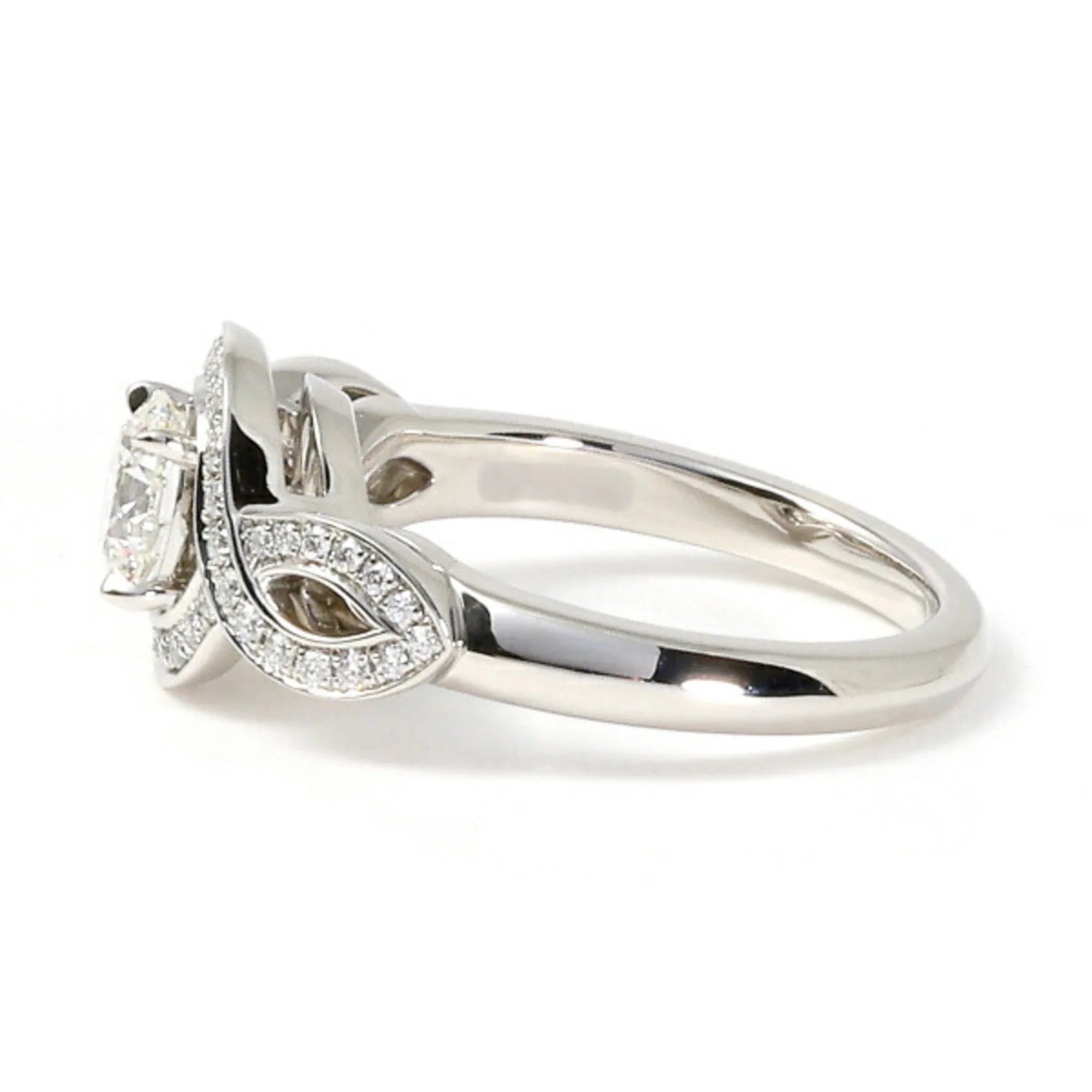 Lily Cluster Engagement Ring PT950 M69705