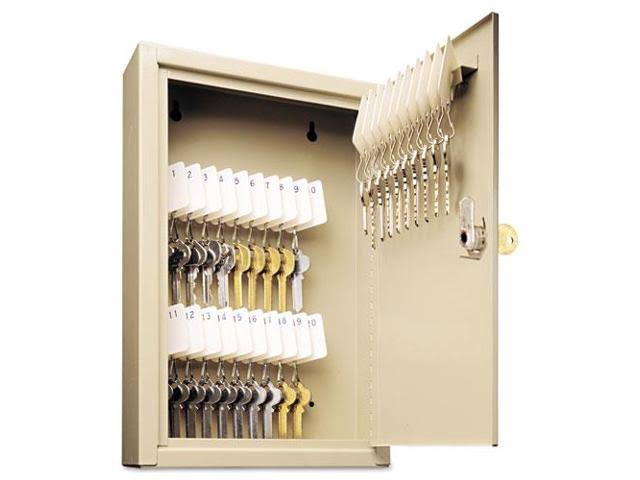 Key Cabinet with 80 Hooks Y2167