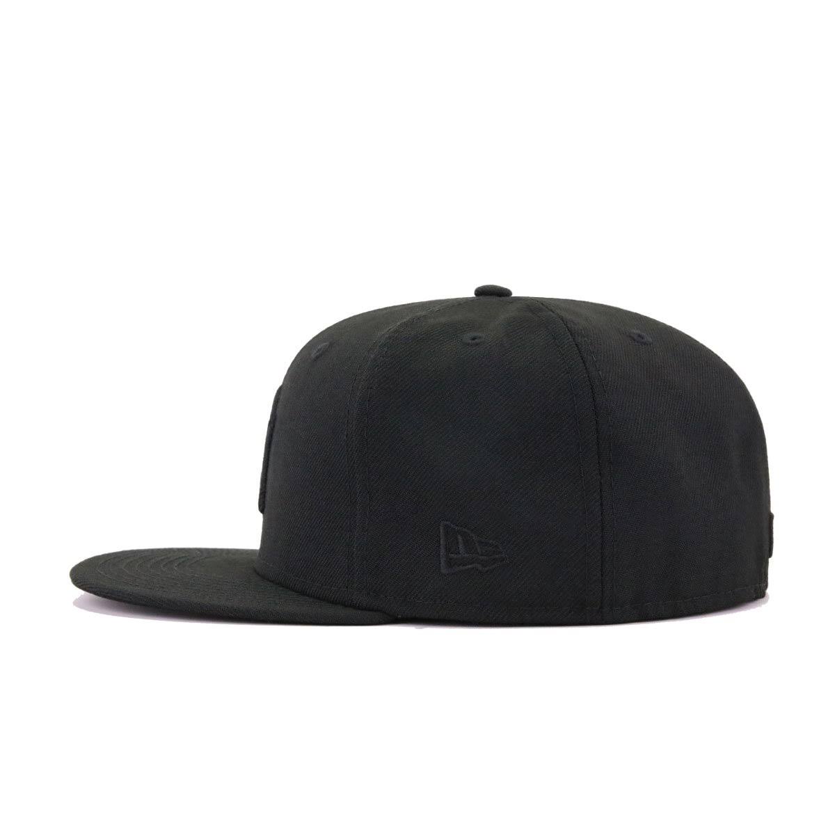 Black Fitted Hat O8387