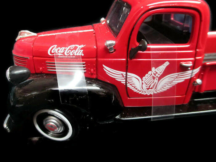 Red Coca Cola Plymouth Pickup Truck (1:24) H787992