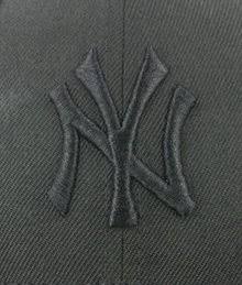 Black Fitted Hat O8387