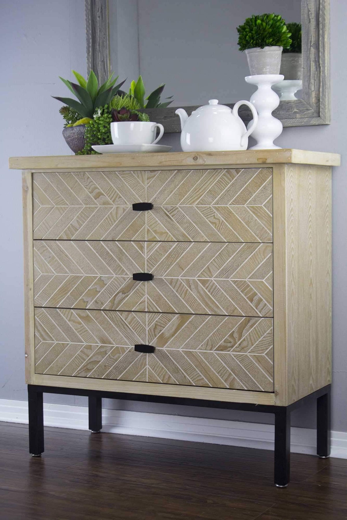 White 3-Drawer Parquet Accent Cabinet S231