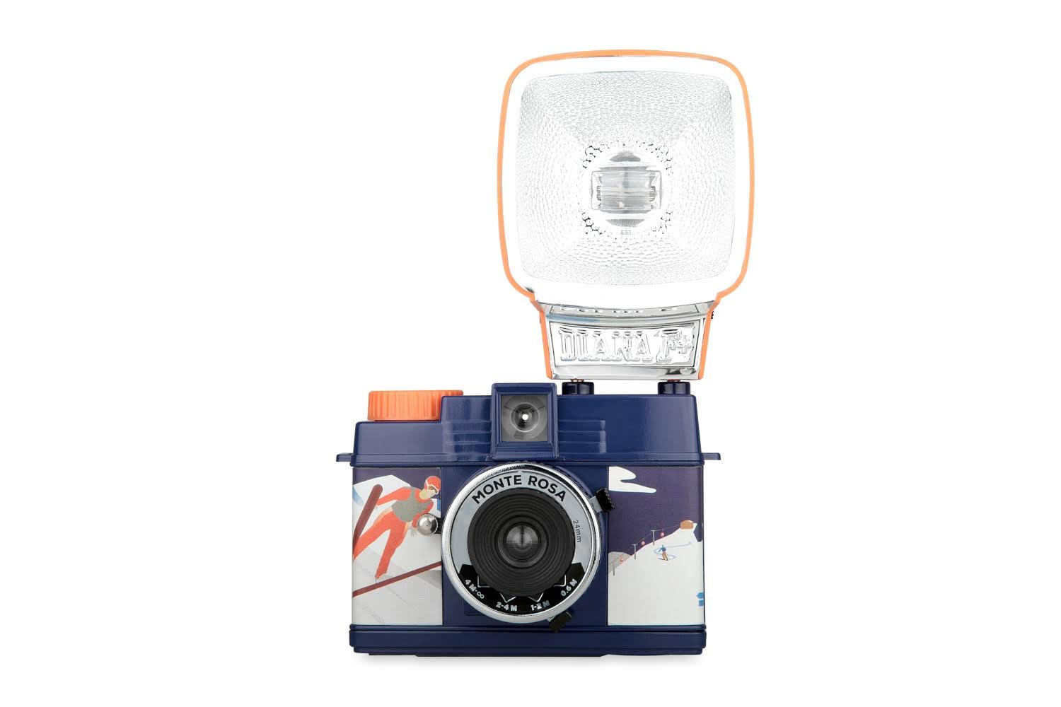 35mm Camera with Flash Q4469