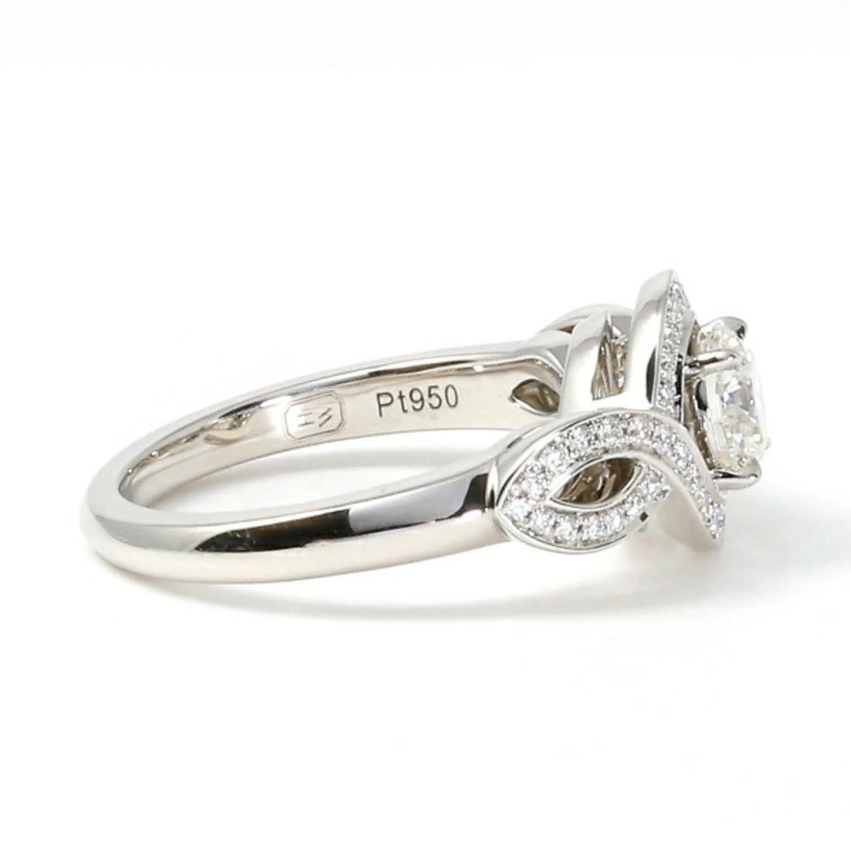 Lily Cluster Engagement Ring PT950 M69705