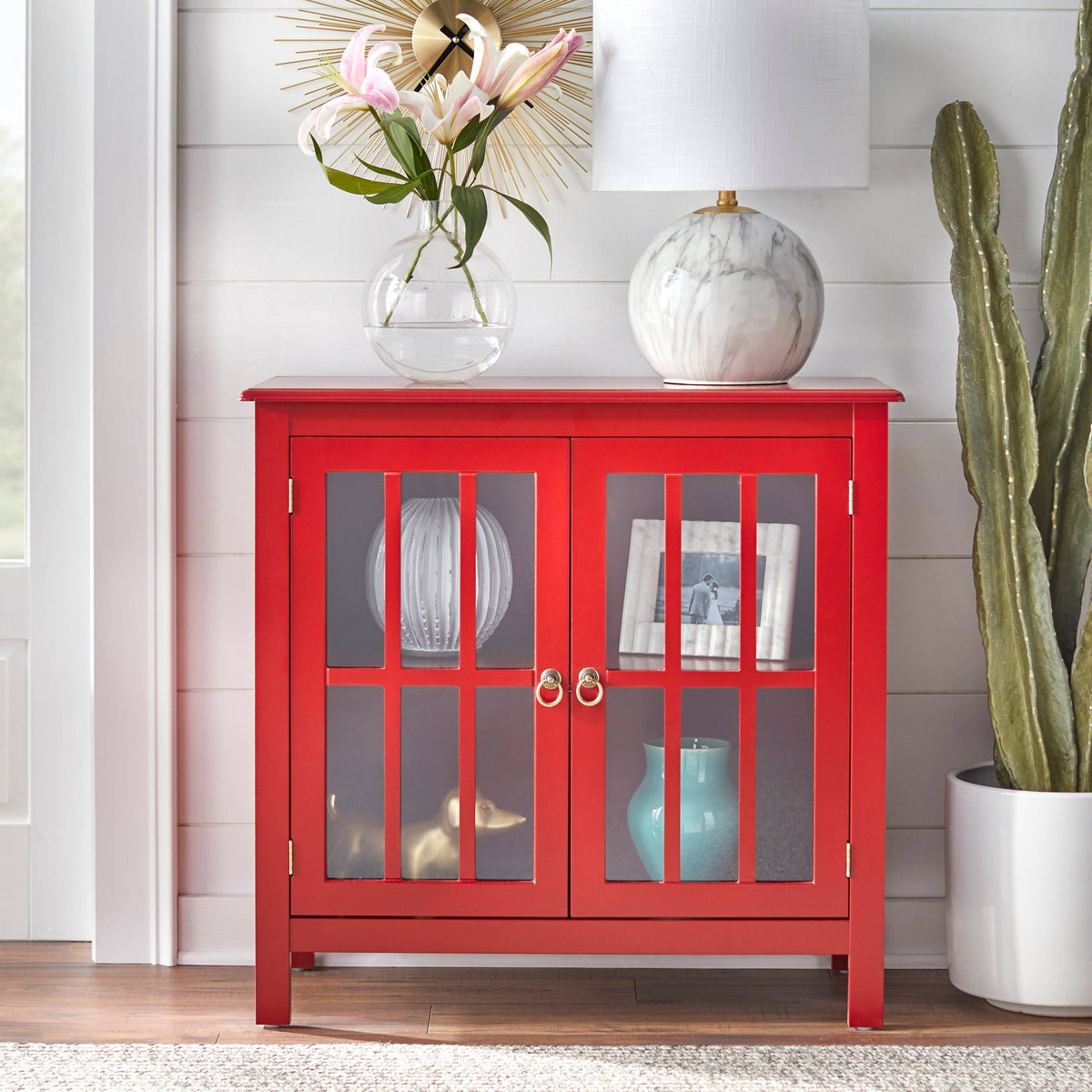 Red Cabinet Q8041