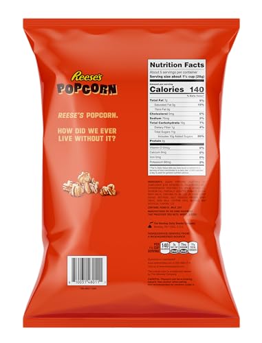5.25oz Popcorn Drizzled in Peanut Butter and Chocolate Z46171