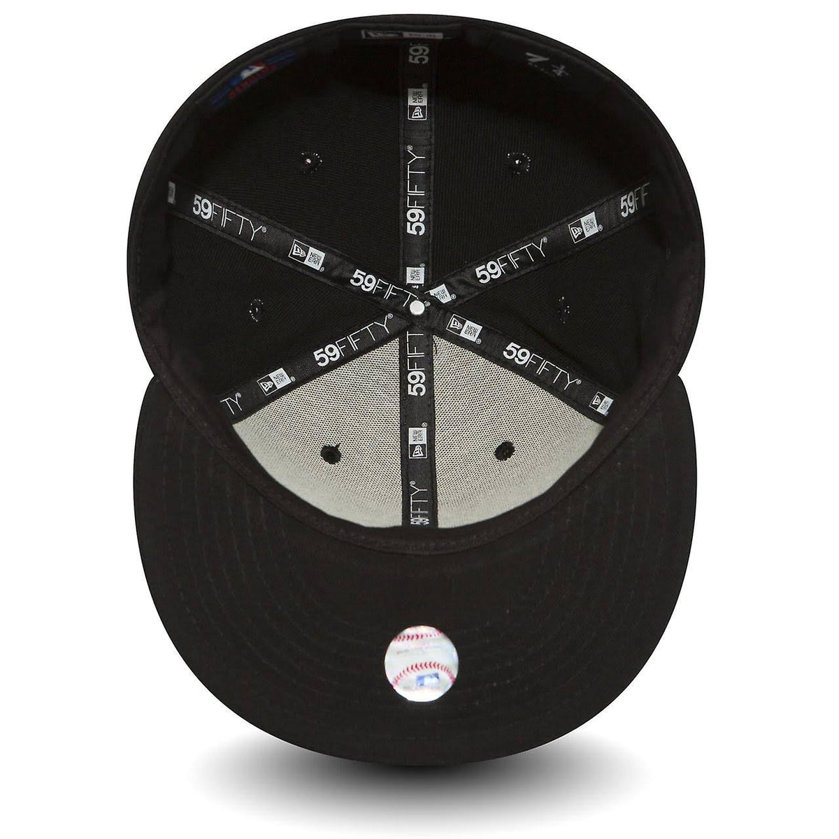 Black Fitted Hat O8387