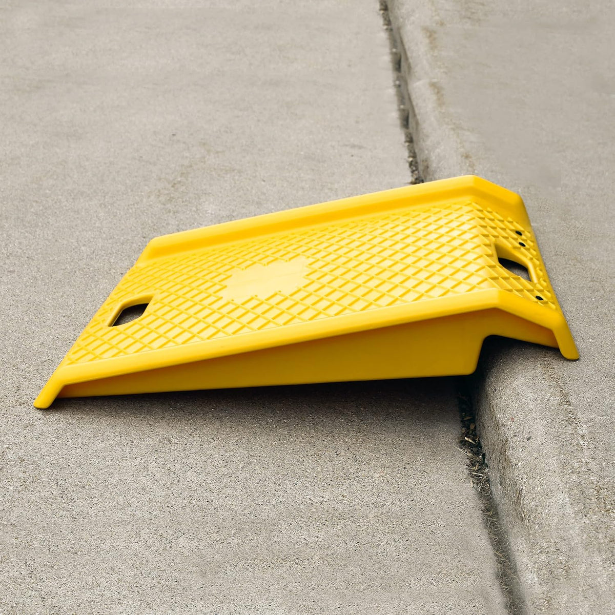 Portable Curb Ramp 4.5in 1-Pack S802