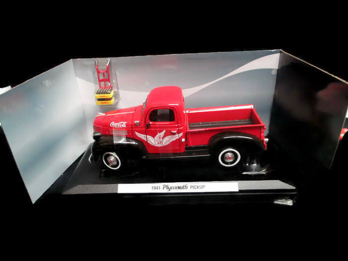 Red Coca Cola Plymouth Pickup Truck (1:24) H787992