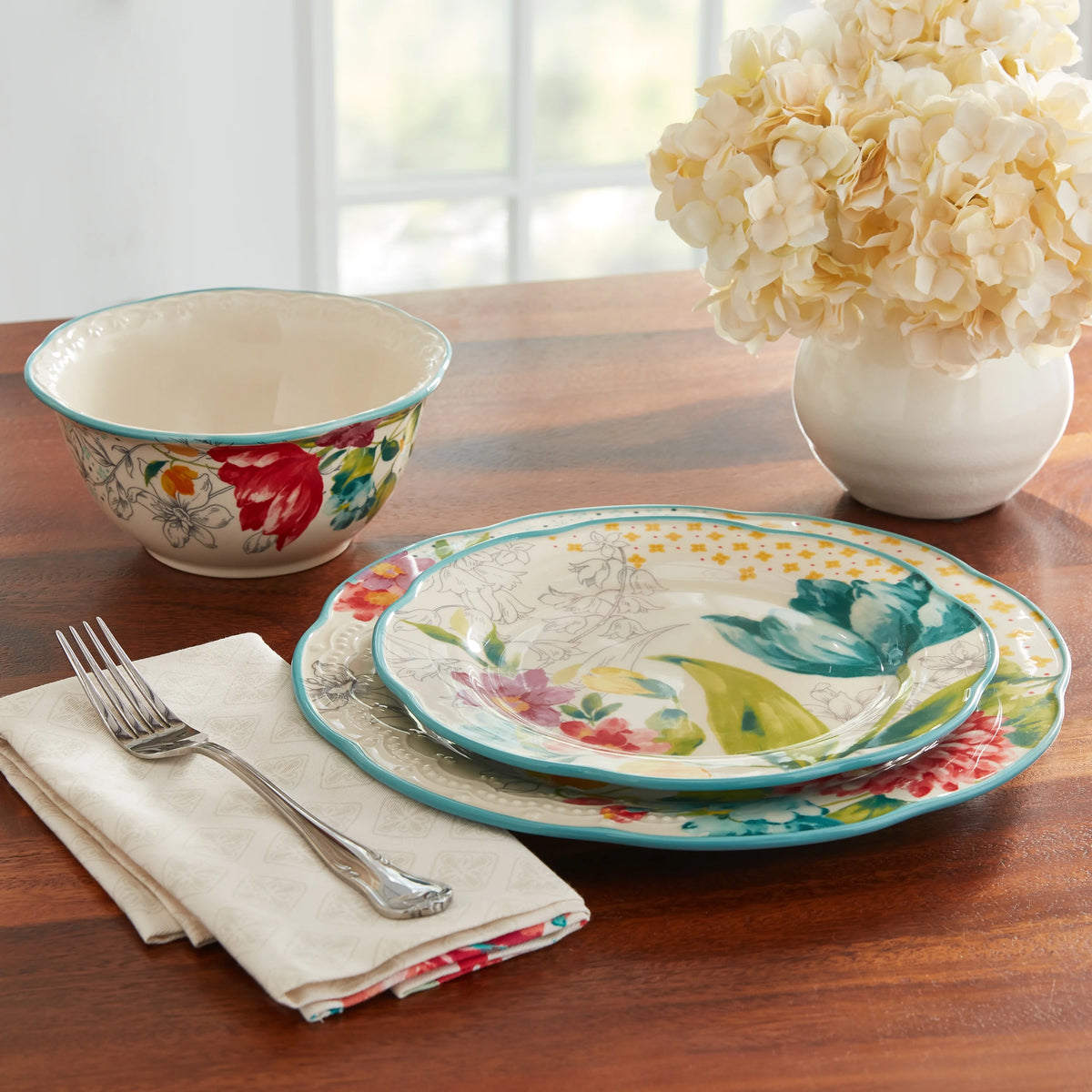12-Piece Dinnerware Set G392