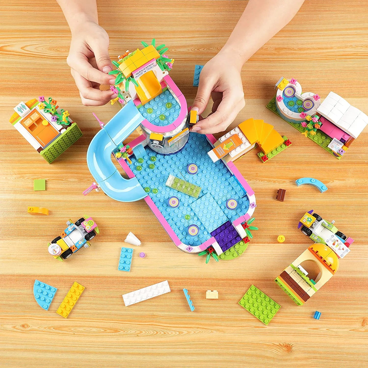 727 Pieces Pool Building Blocks Set with Toy Juice Bar and Hot Tub Q209118