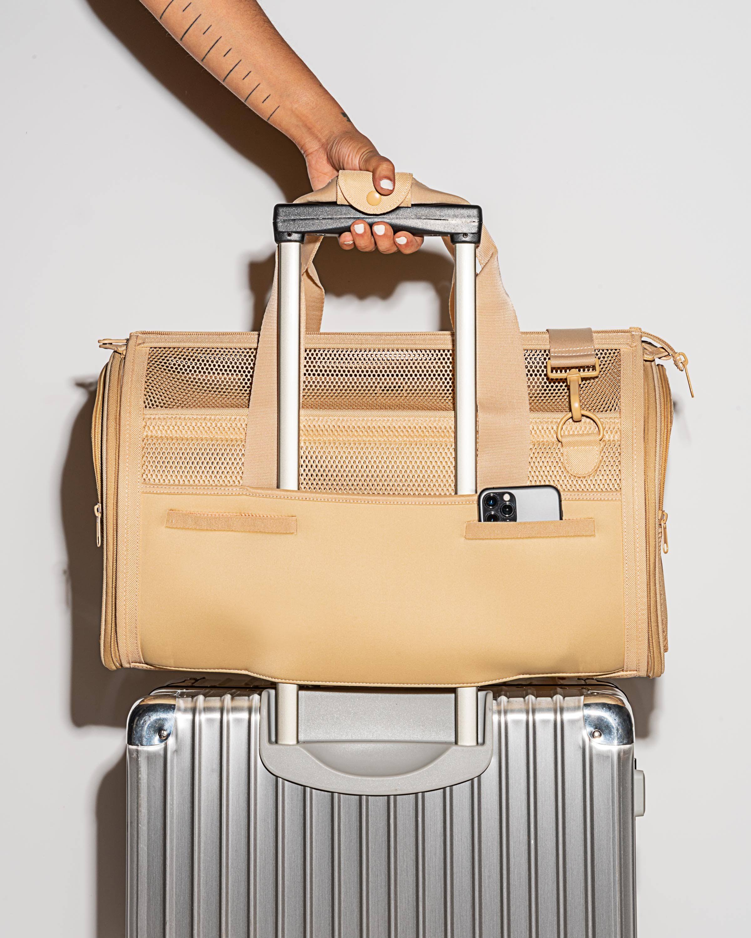 Black Travel Carrier R69670