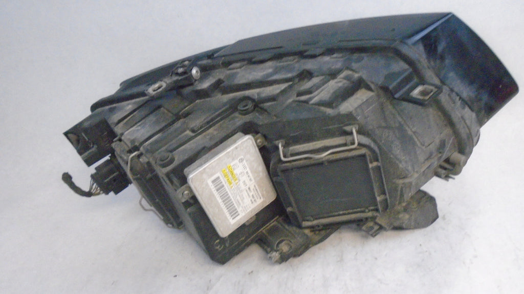 Pre-Owned Audi Q5 Left Driver Xenon HID Head Light Lamp Z999