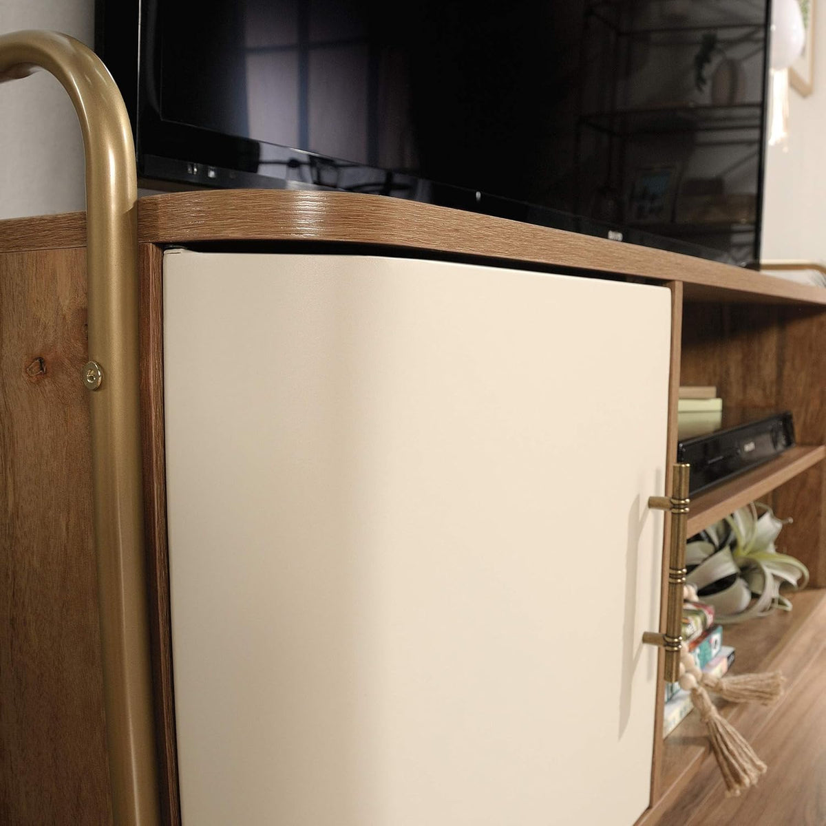 Sindoori Mango Entertainment Credenza O58918