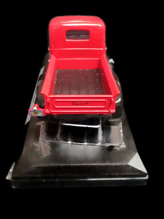 Red Coca Cola Plymouth Pickup Truck (1:24) H787992