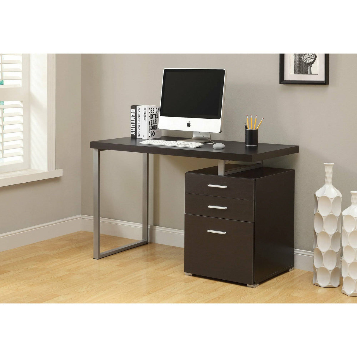 23.75x22 x 47.25x22 x 30x22 Cappuccino Silver Particle Board Metal Computer Desk P841