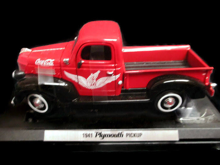 Red Coca Cola Plymouth Pickup Truck (1:24) H787992