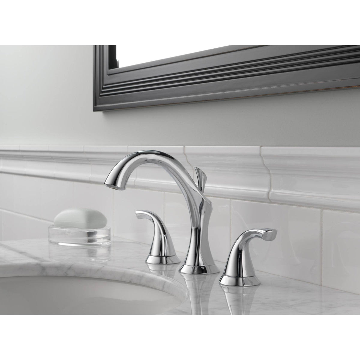Two Handle Widespread Bathroom Faucet Stainless M68013